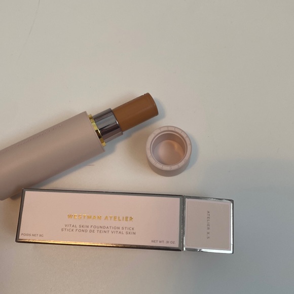 LAST ONE! WESTMAN ATELIER | Foundation Stick - Picture 3 of 5